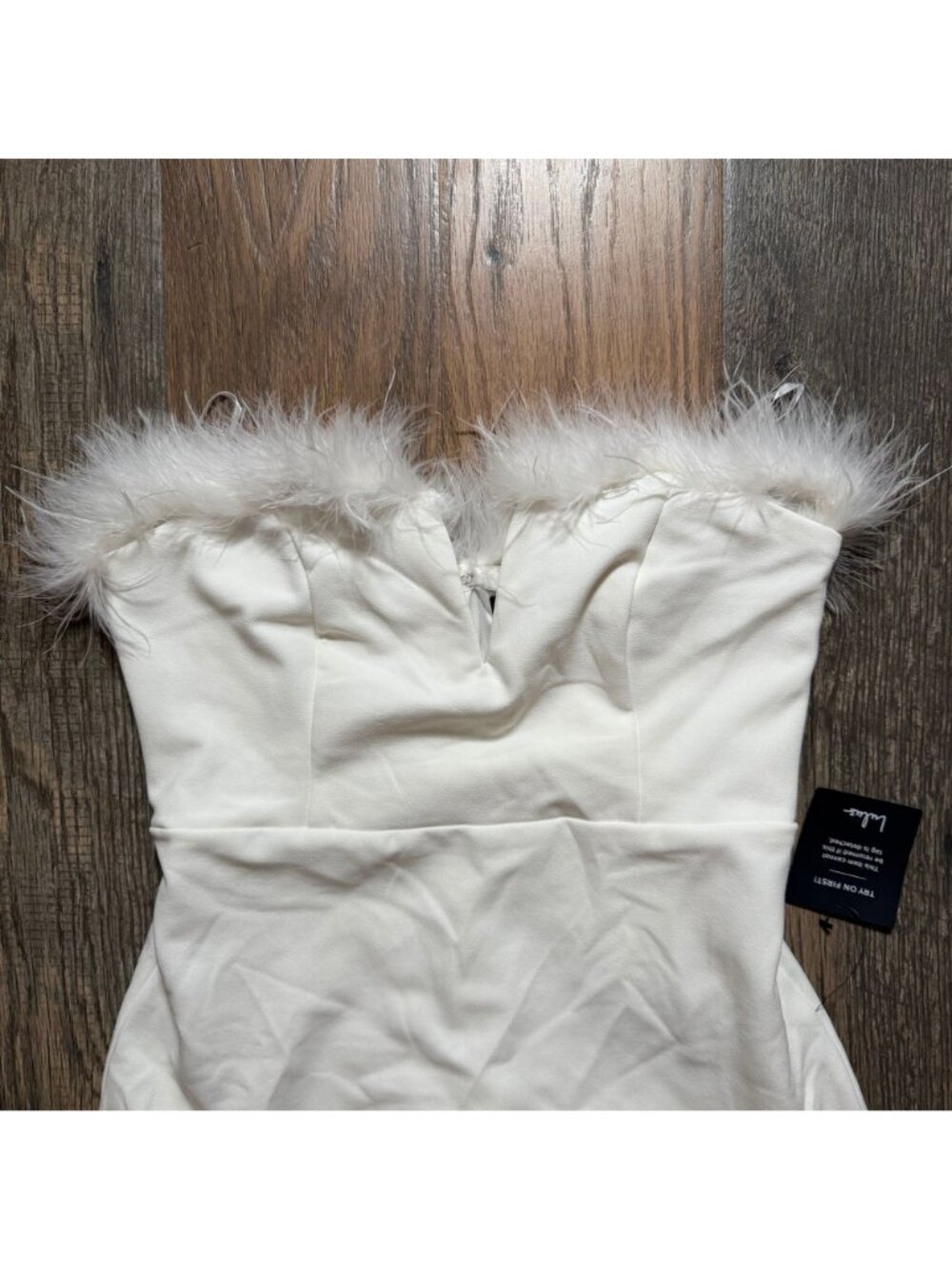 Lulus Glam White Feather Strapless Mermaid Maxi Dress Women's Size Large NWT! - Picture 3 of 6
